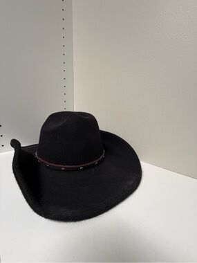 Classic Black Felt Cowboy Hat